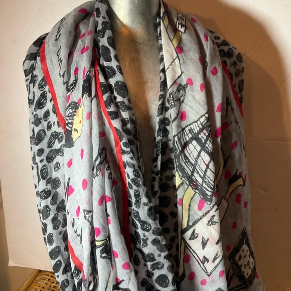“MOSCHINO THEME” SCARF Shopping and Animal Print Large Size. - Picture 4 of 11